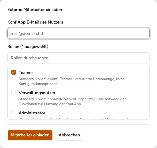 Dialog zum Einladen externer Mitarbeitender mit Rollenauswahl (Teamer, Verwaltungsnutzer, Administrator) (Beispiel aus der öffentlichen Demo).
