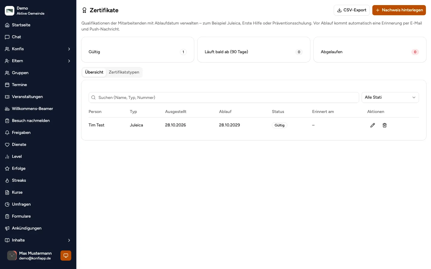 Zertifikate-Übersicht mit Ablaufstatus und Nachweis-Button (Beispiel aus der öffentlichen Demo)